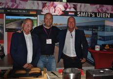 Smits uien werd vertegenwoordigd door Johan Otto, Raymond Mahieu en Cock Lassche.